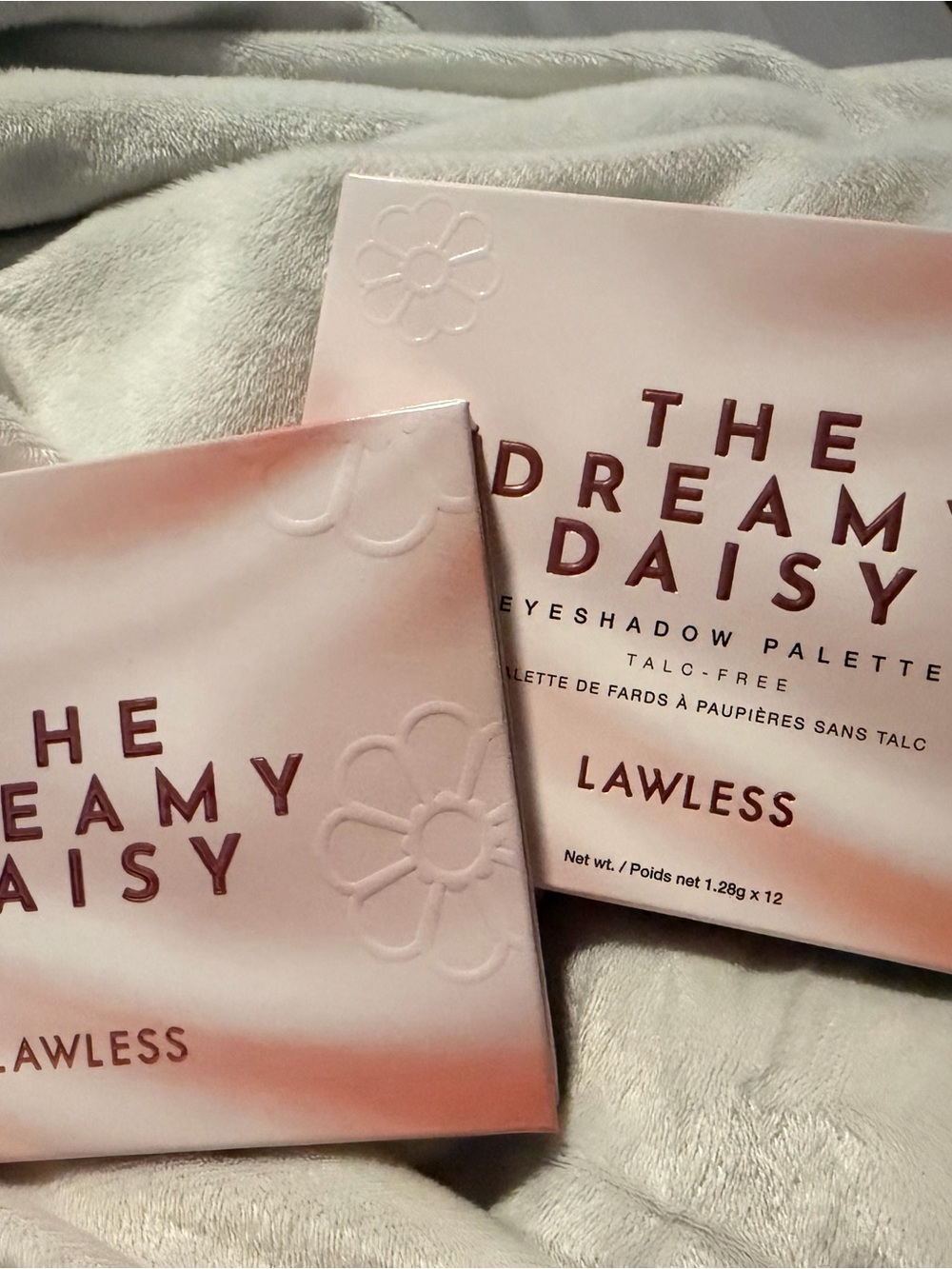 LAWLESS Limited-Edition Eyeshadow Palette